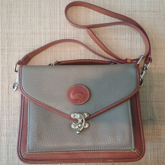 Dooney & Bourke Handbags - Dooney and Bourke All Weather Leather handbag / purse